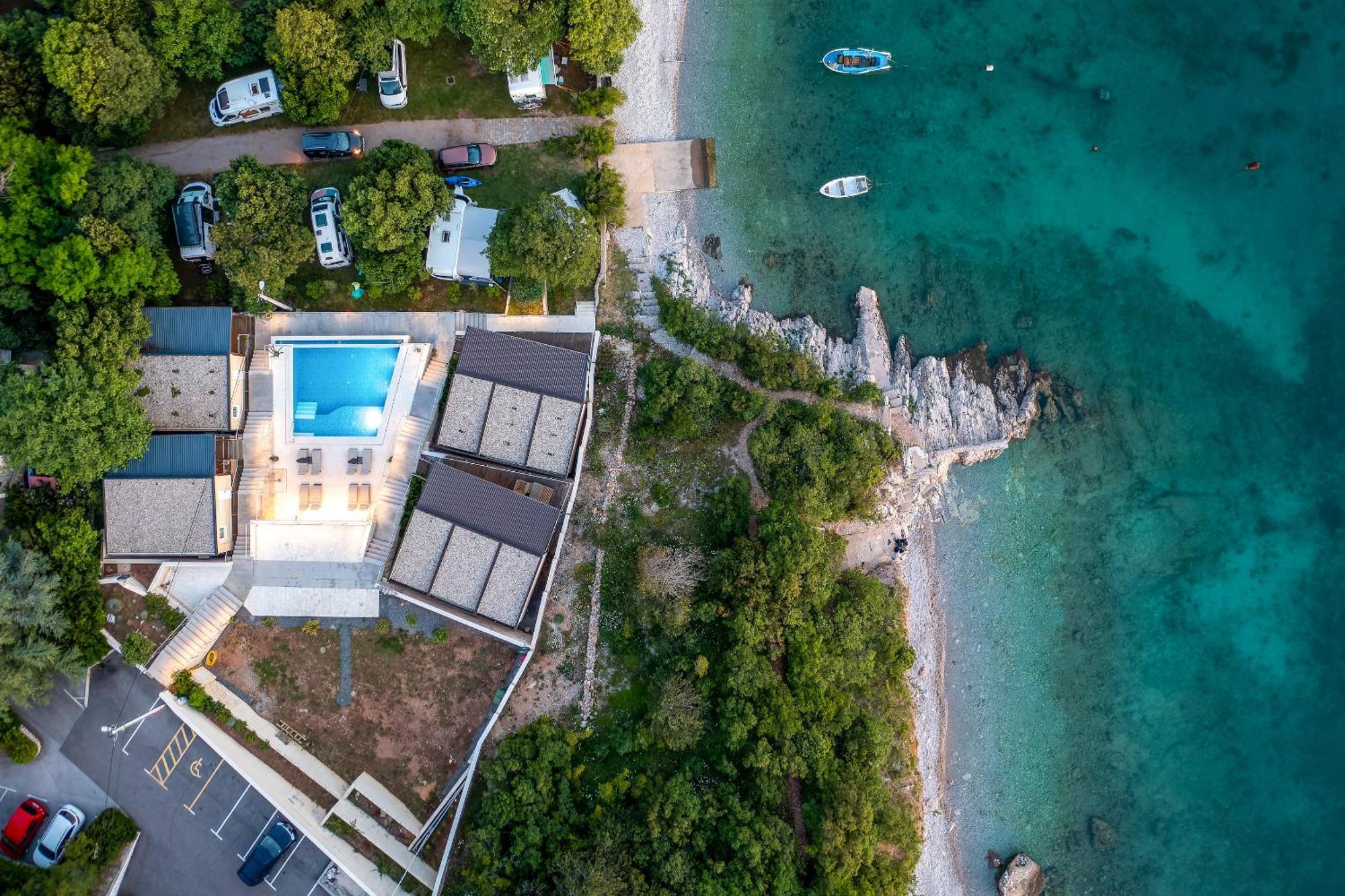 Boora Glamp Experience & Heated Infinity Pool Hotel Senj  Exterior photo