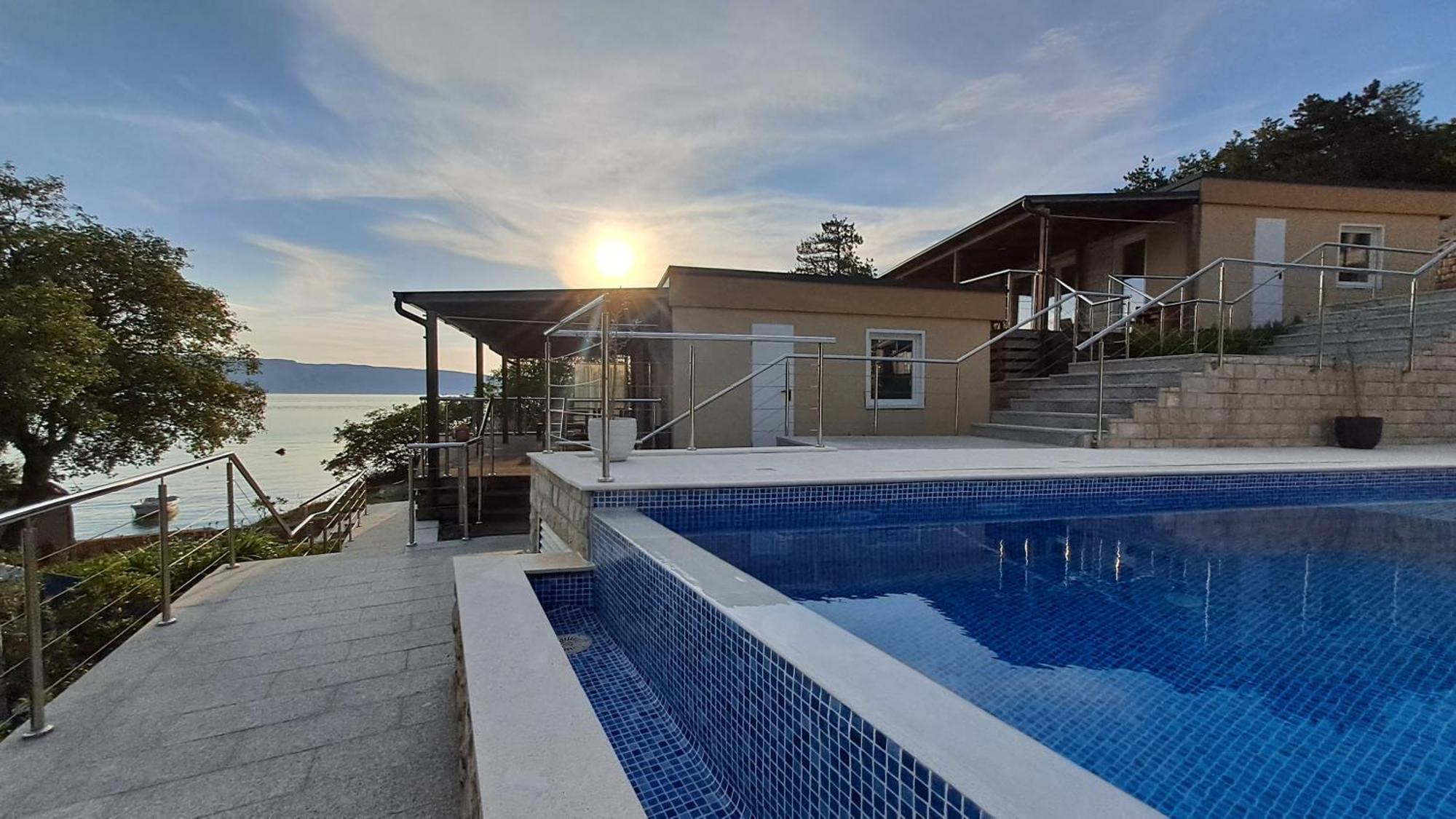 Boora Glamp Experience & Heated Infinity Pool Hotel Senj  Exterior photo