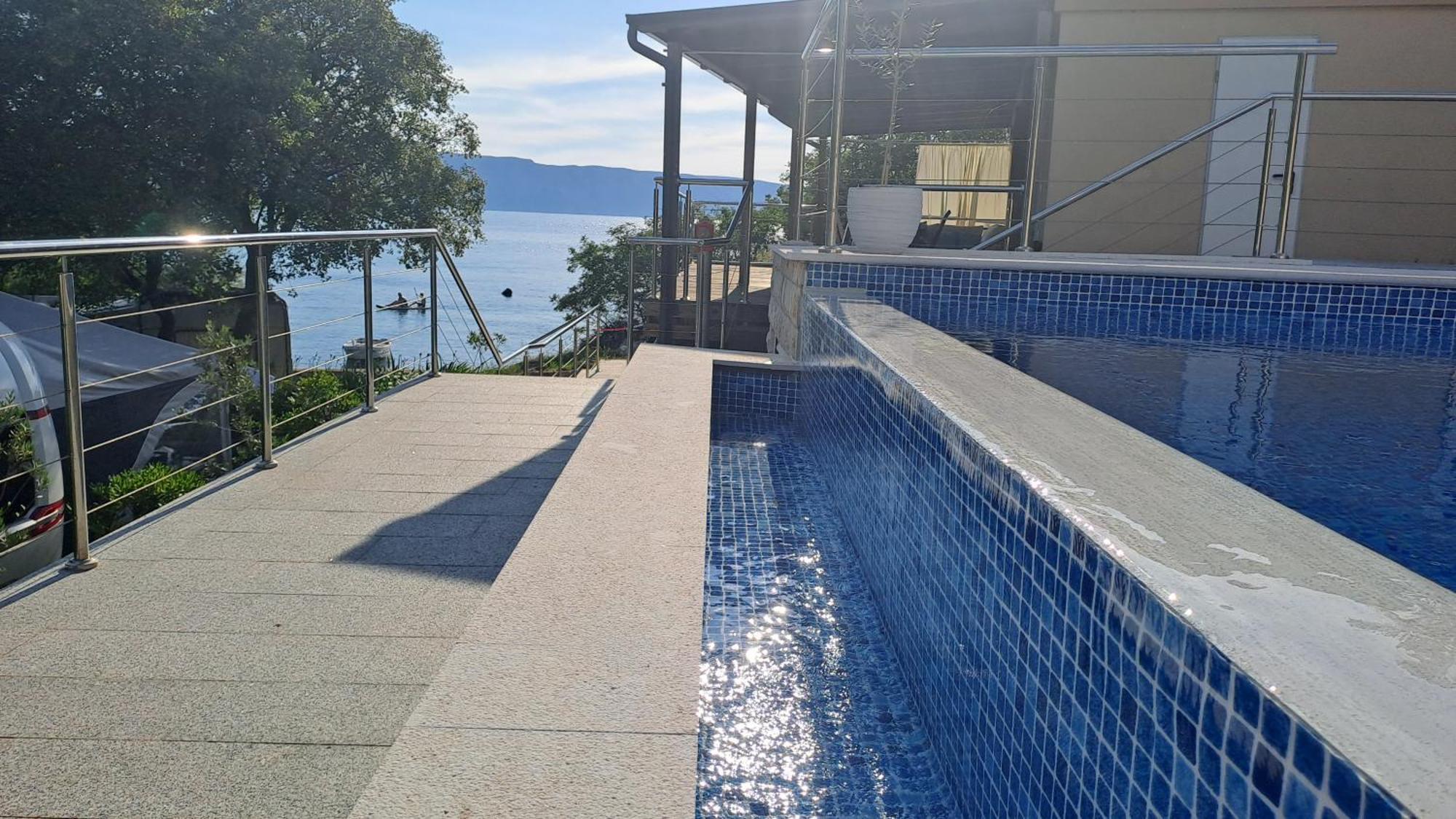 Boora Glamp Experience & Heated Infinity Pool Hotel Senj  Exterior photo